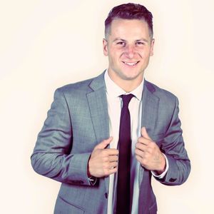 Meet your Posher, Christopher